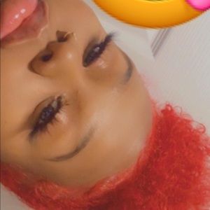 Meet your Posher, Keshie